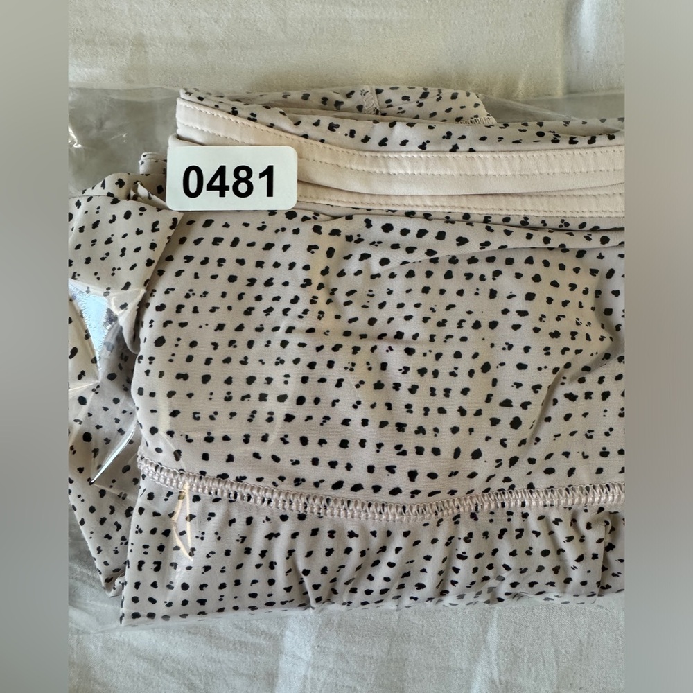 Lululemon Polka Dot Tennis Skirt Skort Size 10 - Picture 11 of 11
